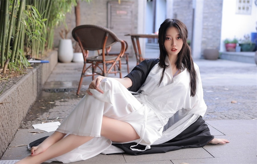 玥儿玥er个人简介，微密圈的宠儿(玥儿玥er个人资料图组)-coser视界