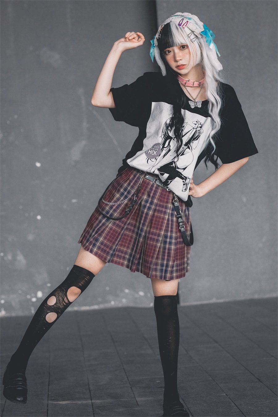 疯猫ss(疯了个猫)雀斑少女cos作品太惊艳了